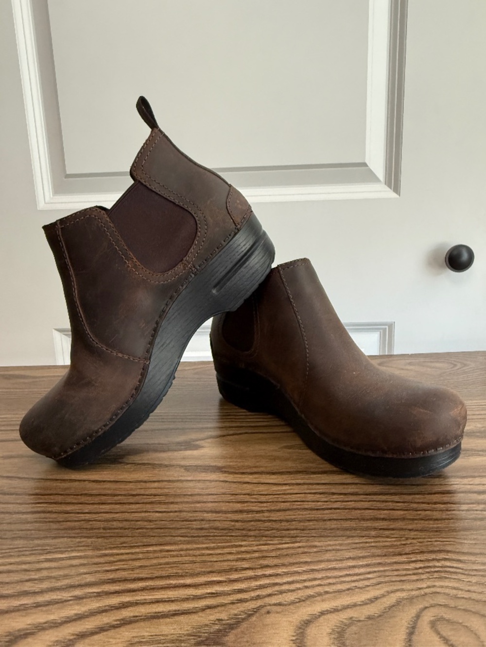 Dansko, size 38, women's Brown Leather Bootie